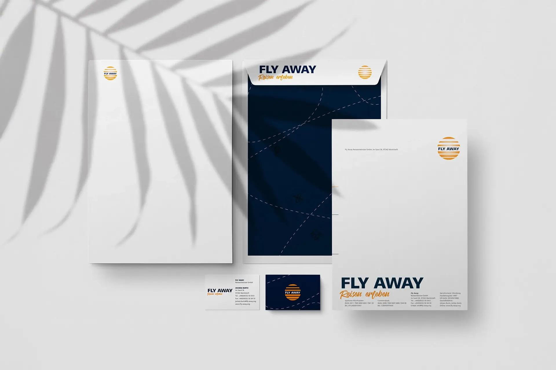 Geschäftsausstattung für Reisebüro – Corporate Design von Fly Away mit Briefpapier, Visitenkarte und Umschlag